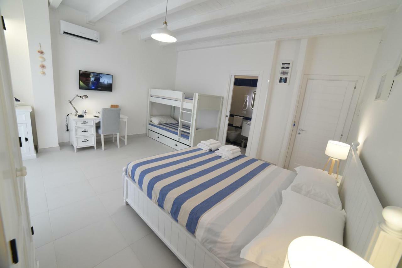 Latino Rent Room B&B Vista Mare Porto Cesareo Kültér fotó