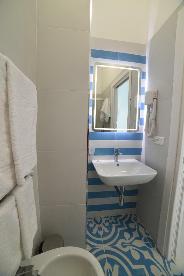 Latino Rent Room B&B Vista Mare Porto Cesareo Kültér fotó
