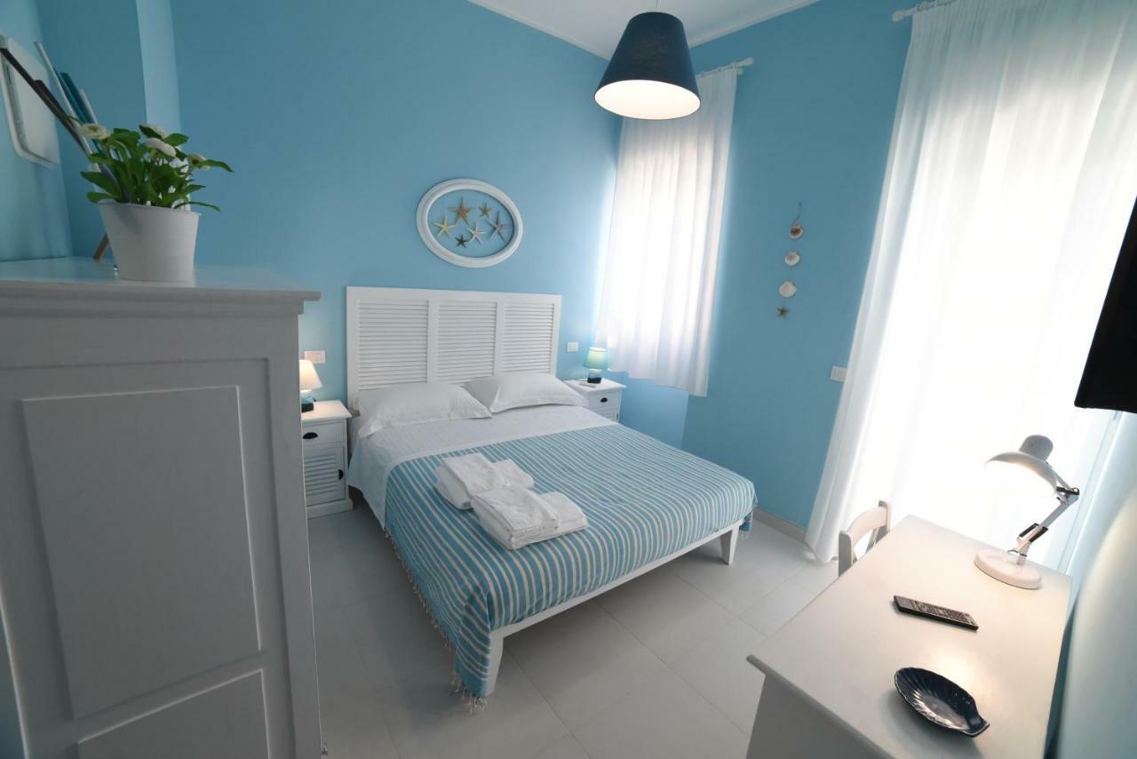 Latino Rent Room B&B Vista Mare Porto Cesareo Kültér fotó