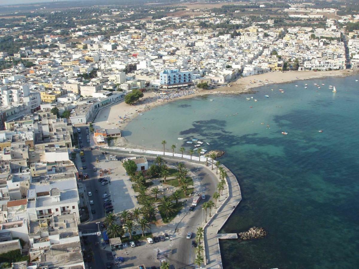Latino Rent Room B&B Vista Mare Porto Cesareo Kültér fotó