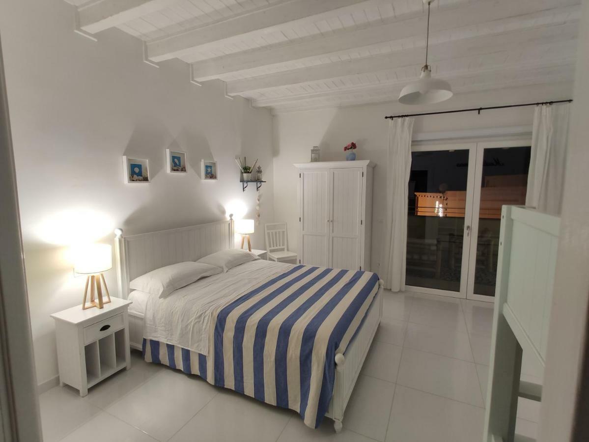 Latino Rent Room B&B Vista Mare Porto Cesareo Kültér fotó